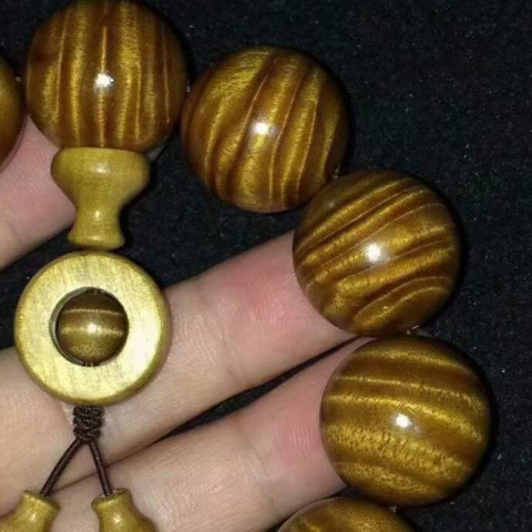 古玩雜項金絲桶老料手串拍賣,當前價格0元