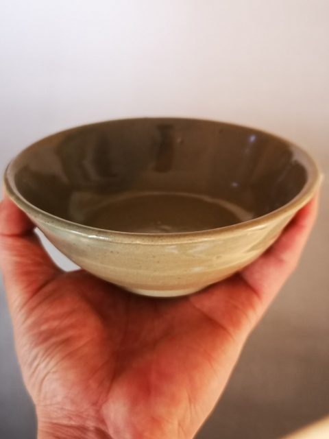 古玩陶瓷元代龍泉窯青瓷折沿洗（碗）拍賣，當(dāng)前價格1200元