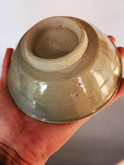 古玩陶瓷元代龍泉窯青瓷折沿洗（碗）拍賣，當(dāng)前價格1200元