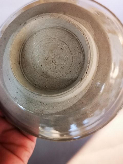 古玩陶瓷元代龍泉窯青瓷折沿洗（碗）拍賣，當(dāng)前價格1200元