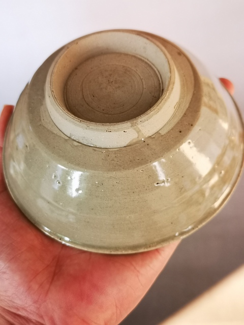 古玩陶瓷元代龍泉窯青瓷折沿洗（碗）拍賣，當(dāng)前價格1200元