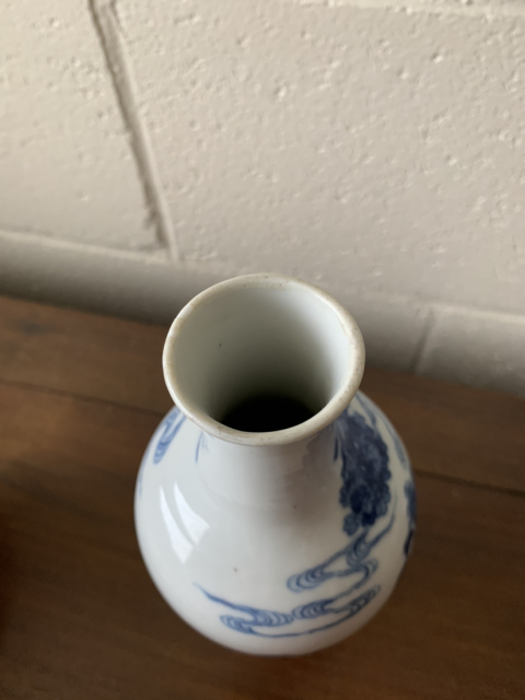 古玩陶瓷人物紋青花瓶拍賣，當前價格8000元