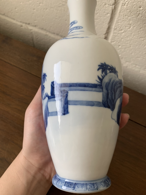 古玩陶瓷人物紋青花瓶拍賣，當前價格8000元