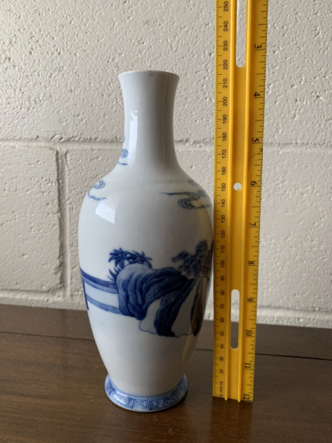 古玩陶瓷人物紋青花瓶拍賣，當前價格8000元