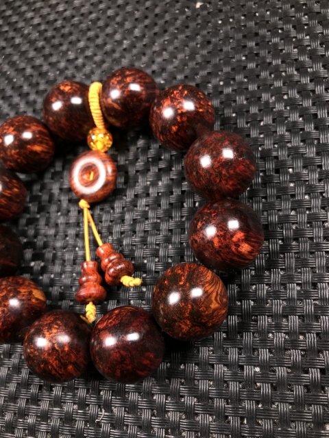 古玩雜項(xiàng)黃花梨手串拍賣,當(dāng)前價(jià)格1799元