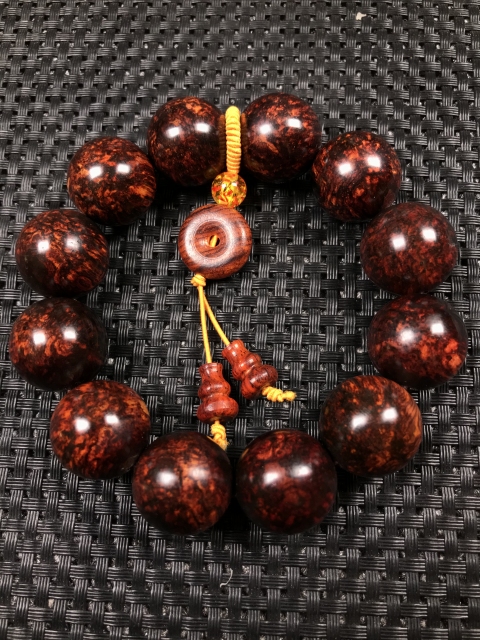 古玩雜項(xiàng)黃花梨手串拍賣,當(dāng)前價(jià)格1799元
