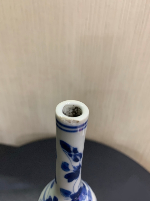 古玩陶瓷下紫金釉上青花葫蘆型錐把瓶真品鑒賞圖