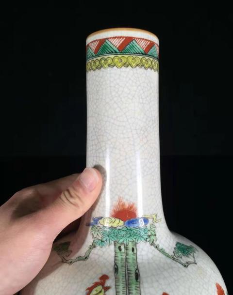古玩陶瓷哥釉地五彩花鳥紋天球瓶拍賣，當前價格7600元