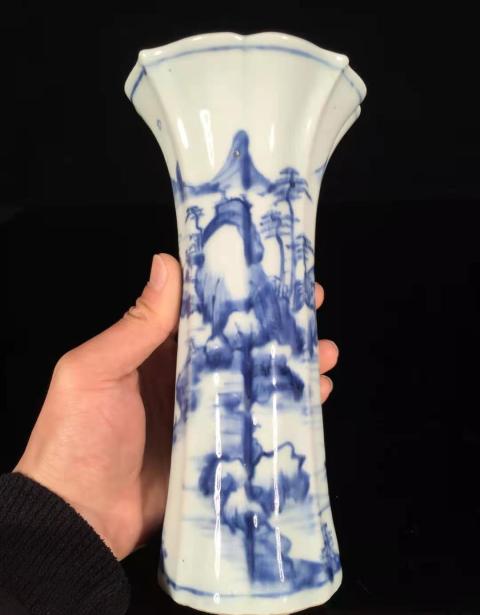 古玩陶瓷康熙寒江獨釣通景山水人物紋花觚拍賣,當前價格30000元