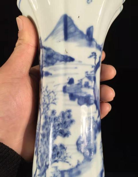 古玩陶瓷康熙寒江獨釣通景山水人物紋花觚拍賣,當前價格30000元