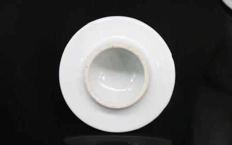 古玩陶瓷粉彩人物詩文紋蓋瓶拍賣，當前價格6666元