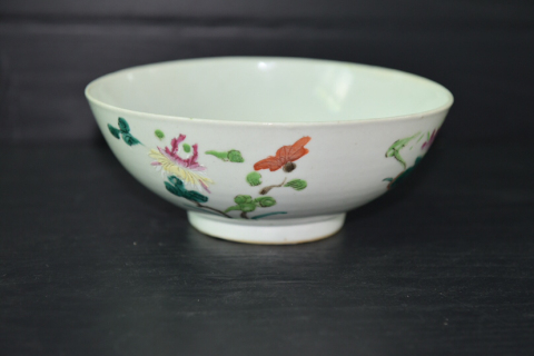 古玩陶瓷清晚期四季海棠粉彩碗拍賣，當(dāng)前價(jià)格888元