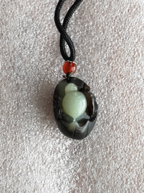 古玩玉器知足把件拍賣,當前價格480元