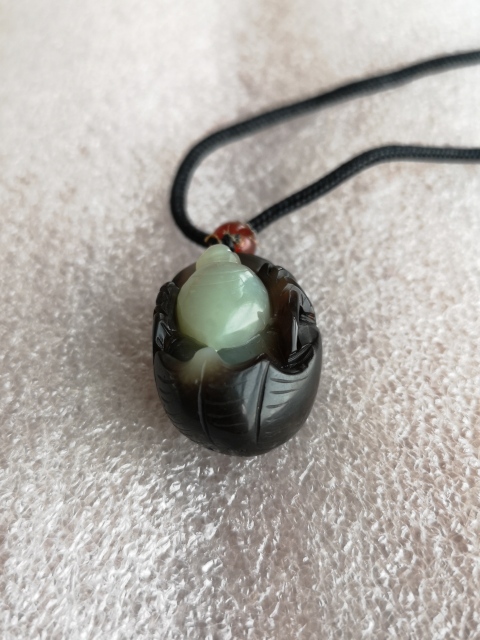 古玩玉器知足把件拍賣,當前價格480元