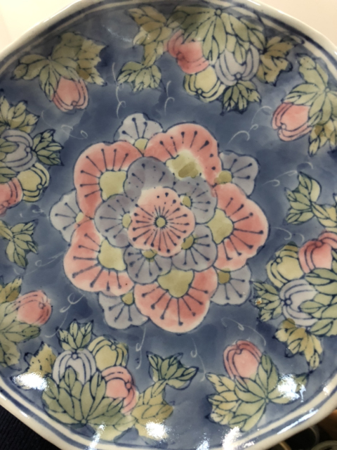 古玩陶瓷花卉紋青花高足盤拍賣,當(dāng)前價格199元