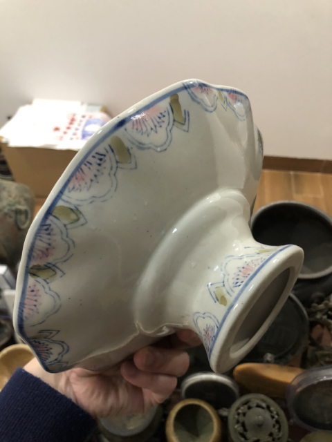 古玩陶瓷花卉紋青花高足盤拍賣,當(dāng)前價格199元