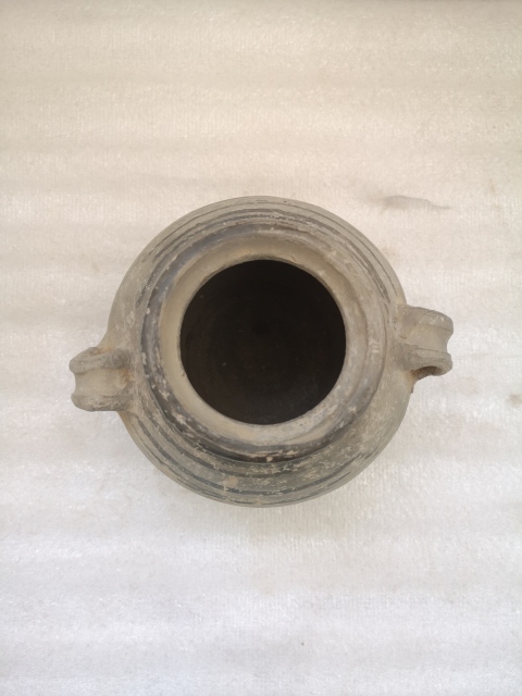 古玩陶瓷灰陶弦紋雙系罐拍賣，當前價格1200元