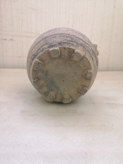 古玩陶瓷灰陶弦紋雙系罐拍賣，當前價格1200元