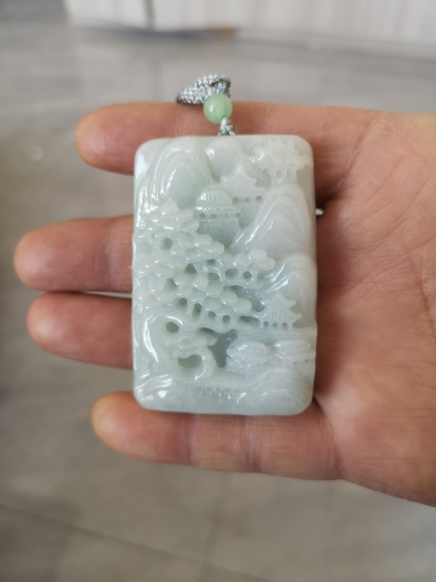 古玩玉器山水牌拍賣，當前價格1600元