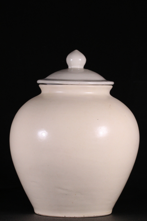古玩陶瓷鞏縣窯白釉萬年罐拍賣，當前價格10000元