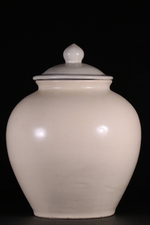 古玩陶瓷鞏縣窯白釉萬年罐拍賣，當前價格10000元