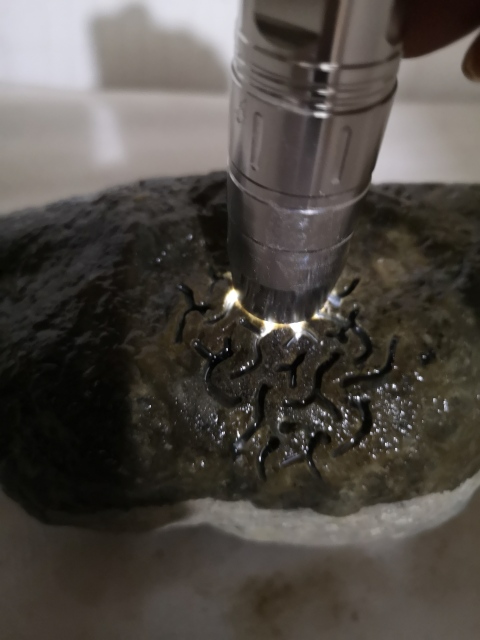 古玩玉器翡翠原石拍賣，當前價格888元