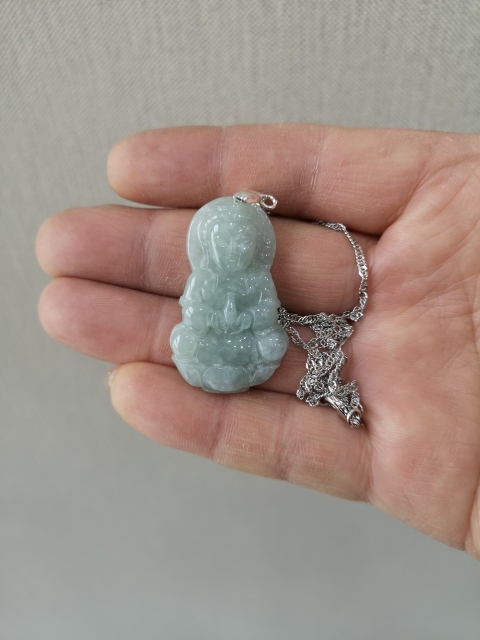 古玩玉器翡翠觀音拍賣,當前價格222元
