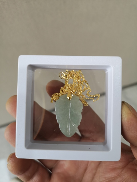 古玩玉器大葉拍賣，當前價格260元