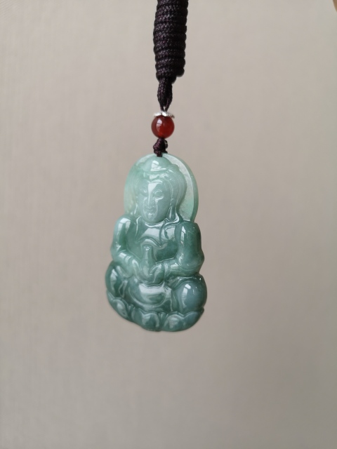 古玩玉器翡翠觀音拍賣，當(dāng)前價(jià)格550元