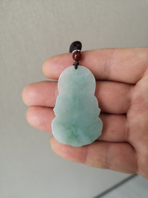 古玩玉器翡翠觀音拍賣,當前價格680元