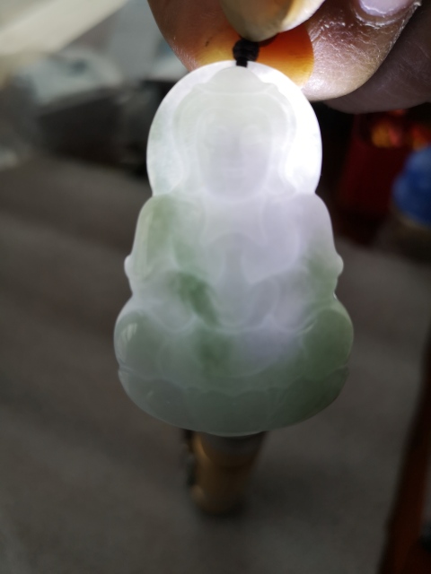 古玩玉器翡翠觀音拍賣,當前價格450元