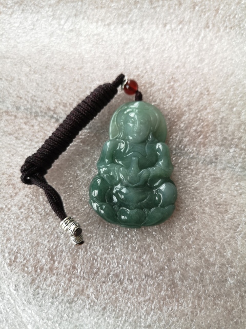古玩玉器翡翠觀音拍賣，當(dāng)前價(jià)格550元