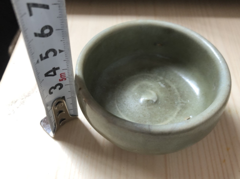 古玩陶瓷龍泉窯臥足杯拍賣，當(dāng)前價(jià)格3888元