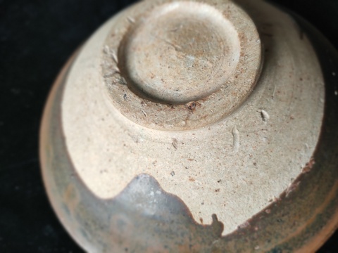 古玩陶瓷元代臨汾窯褐釉狗舔斑折沿碗拍賣，當(dāng)前價(jià)格3800元