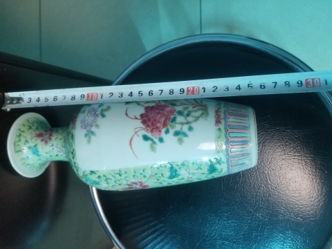 古玩陶瓷晚清花卉紋粉彩撇口瓶拍賣，當前價格3999元