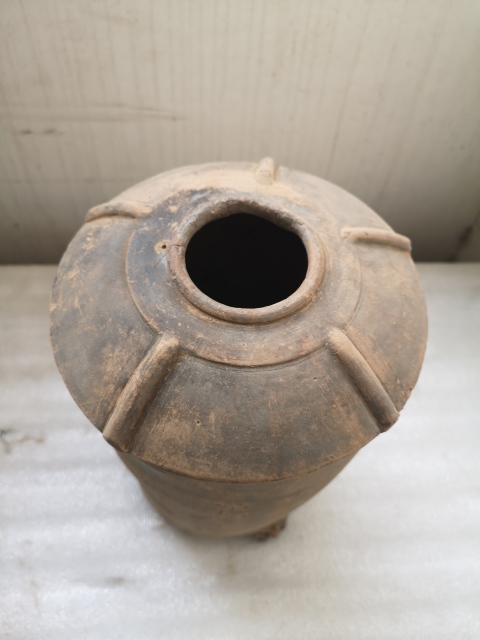 古玩陶瓷灰陶三獸足陶倉拍賣,當前價格680元