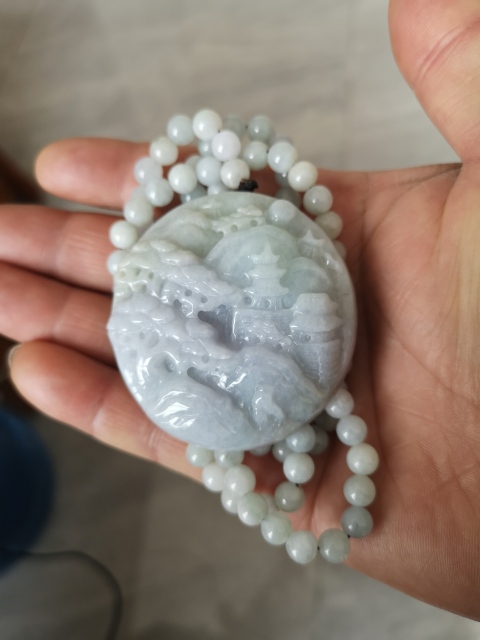 古玩玉器山水圓牌拍賣，當前價格850元