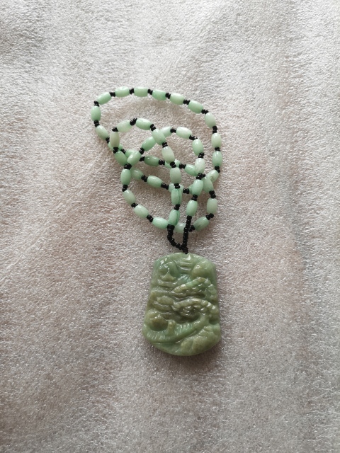 古玩玉器翡翠牌拍賣，當前價格220元