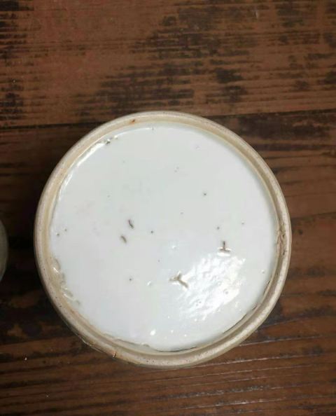 古玩陶瓷同治粉彩無雙譜紋茶壺拍賣，當(dāng)前價格3888元