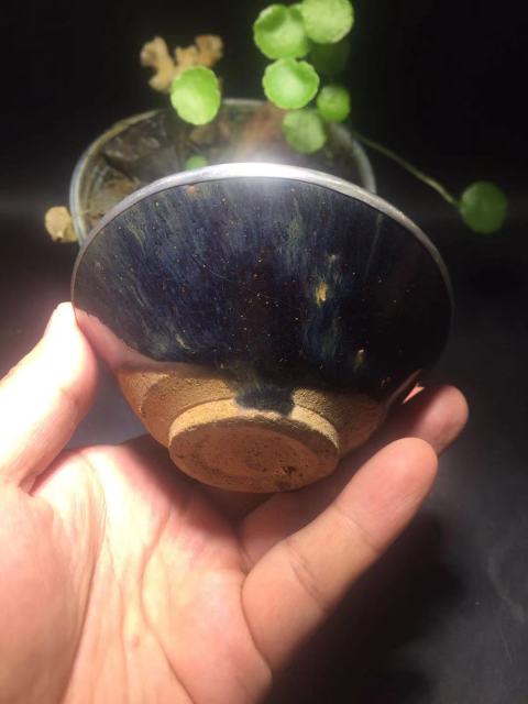 古玩陶瓷【翰林】【稀有品種】建窯紫金釉藍毫束口盞拍賣，當前價格1999元