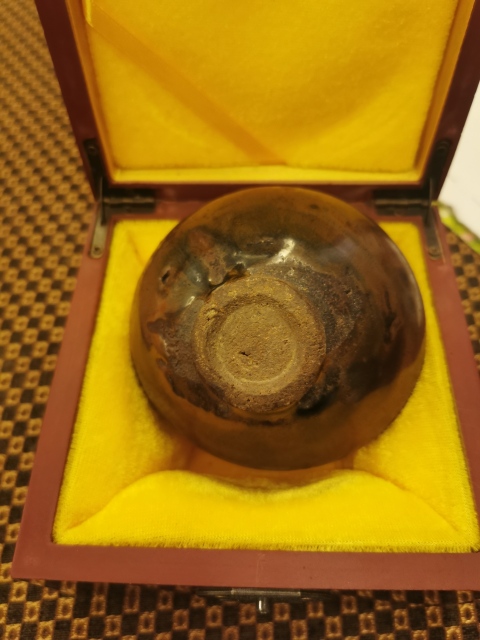 古玩陶瓷宋代柿紅釉七彩光建盞拍賣，當(dāng)前價(jià)格2999元