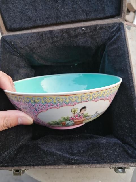 古玩陶瓷粉彩碗拍賣,當(dāng)前價(jià)格1399元