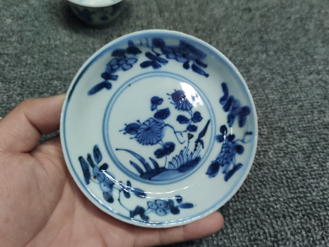 古玩陶瓷康熙花卉紋青花杯盤拍賣，當前價格999元