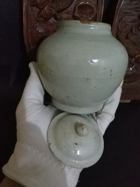 古玩陶瓷明萬歷甜白釉罐拍賣,當前價格1140元