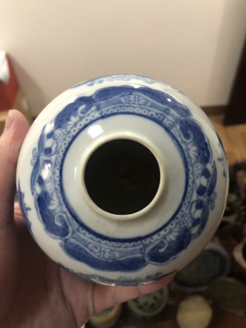 古玩陶瓷樓臺亭閣山水紋青花罐拍賣,當前價格199元