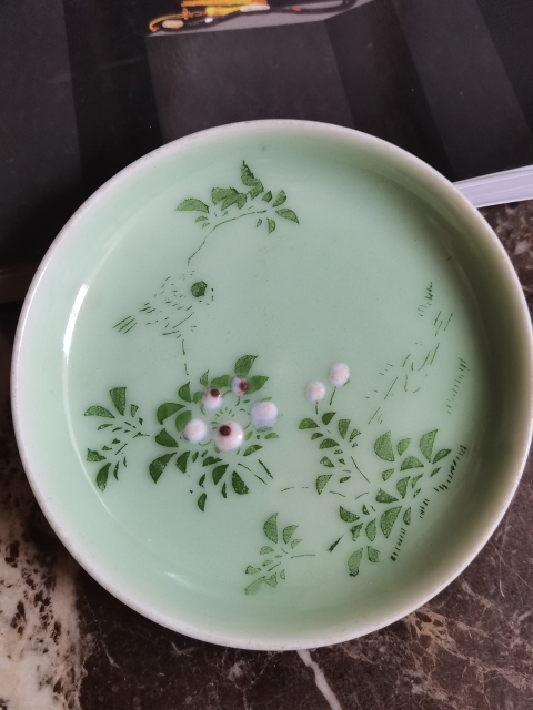 古玩陶瓷豆青釉綠彩花鳥紋盤一對拍賣，當前價格999元