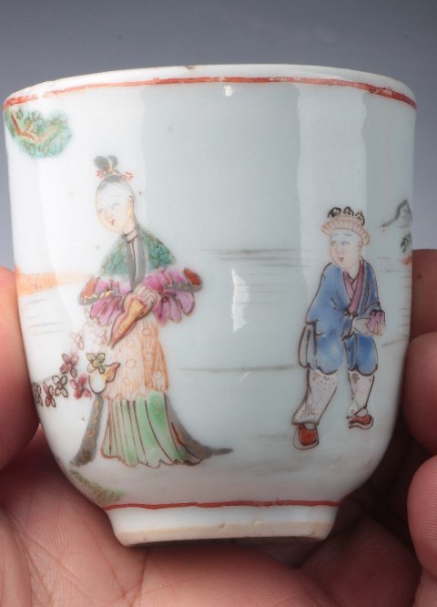 古玩陶瓷【3583】清乾隆 粉彩侍女圖把杯拍賣,當前價格2500元