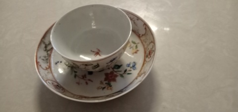 古玩陶瓷花卉紋彩繪杯盤拍賣，當前價格1999元