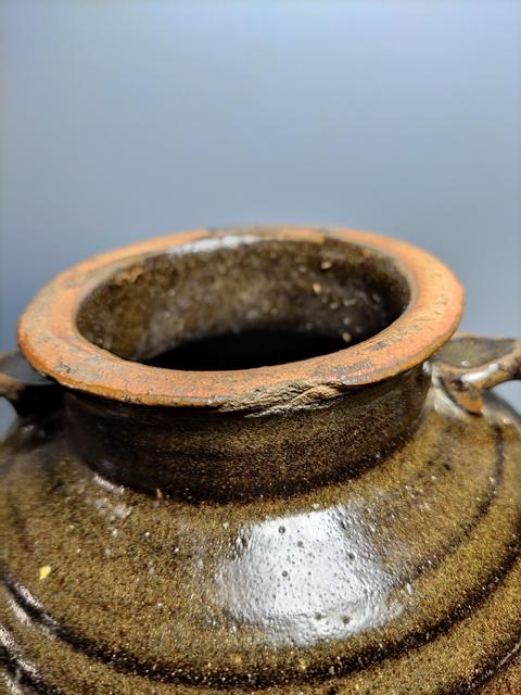 古玩陶瓷磁州窯系茶葉末釉弦紋梅瓶拍賣，當前價格2999元