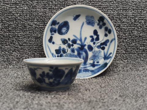 古玩陶瓷康熙花卉紋青花杯盤拍賣，當前價格1999元